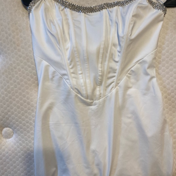 Bella and Bloom size small NWT - Picture 3 of 3